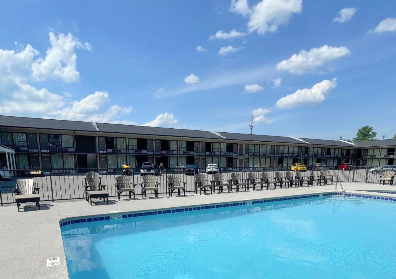 Travelodge By Wyndham Pigeon Forge Dollywood Lane Exteriör bild