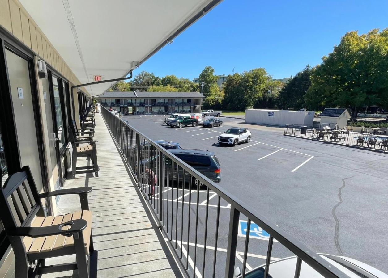 Travelodge By Wyndham Pigeon Forge Dollywood Lane Exteriör bild