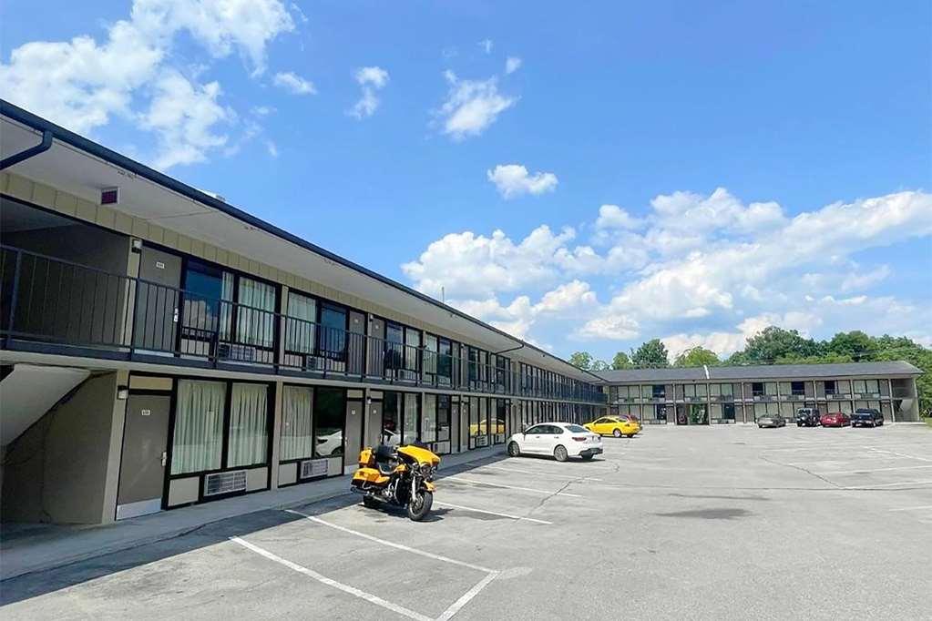 Travelodge By Wyndham Pigeon Forge Dollywood Lane Exteriör bild